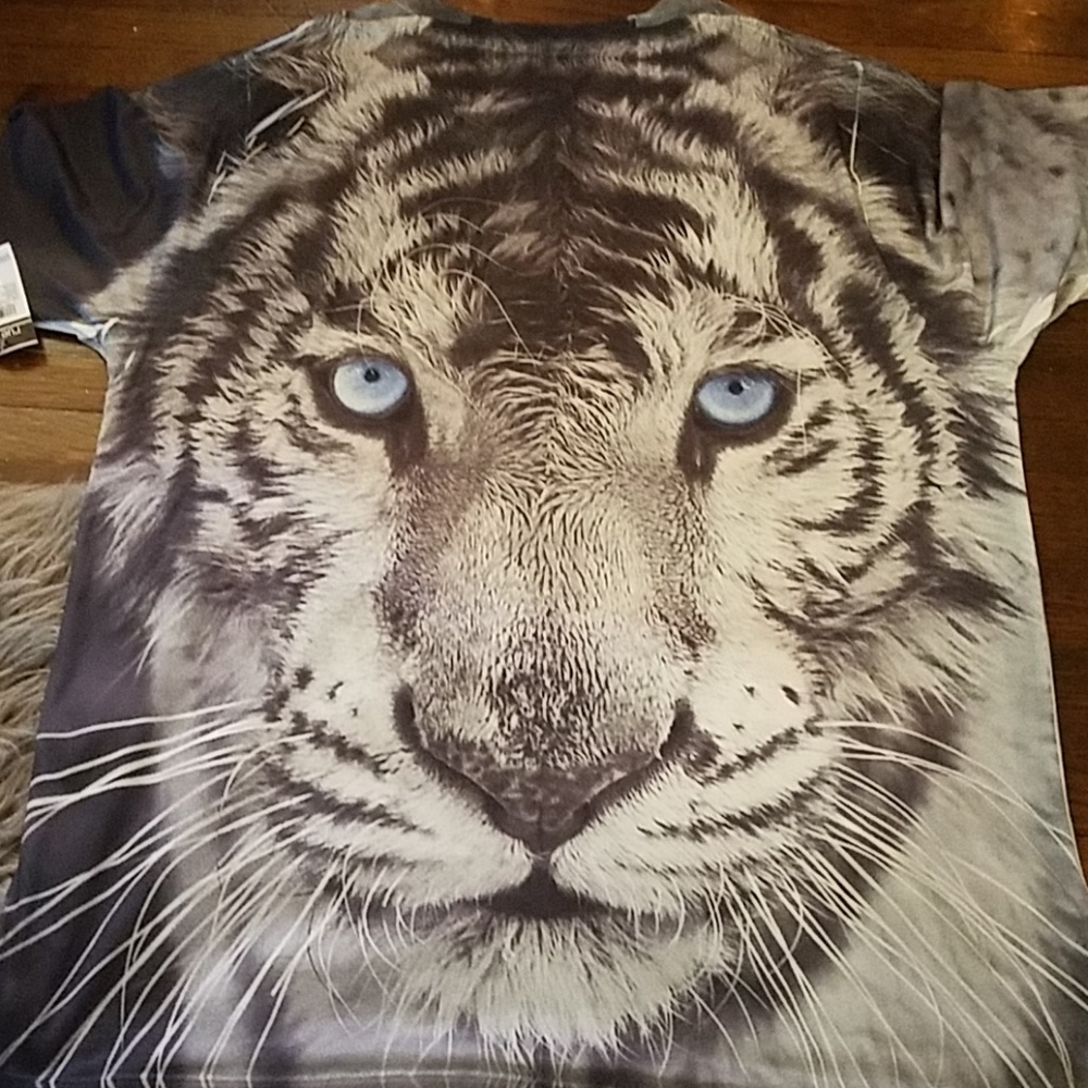 Rue 21 shirt